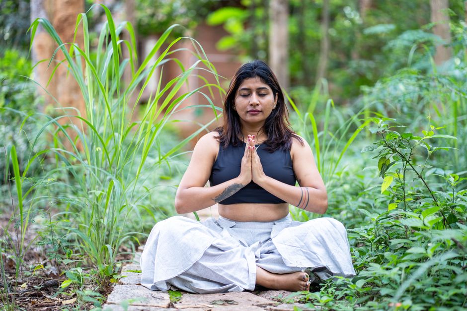 Yoga og Meditasjon: Nøkkelen til Indre Ro og Velvære