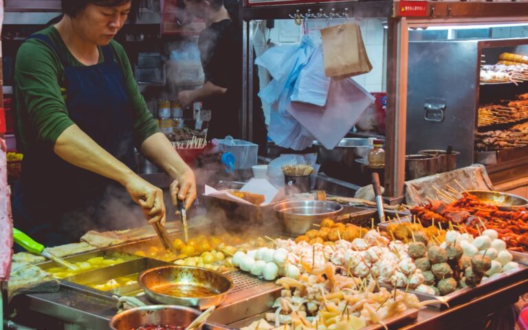 Oppdag magien i shopping og markeder i Asia